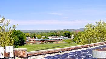 Weather camera view of Haverstraw Elementary School.