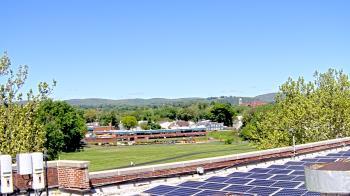 Weather camera view of Haverstraw Elementary School.