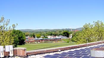 Weather camera view of Haverstraw Elementary School.