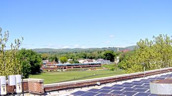 Weather camera view of Haverstraw Elementary School.