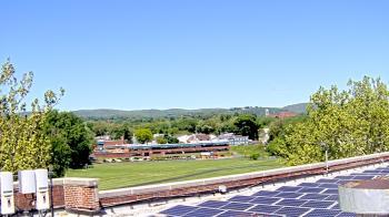 Weather camera view of Haverstraw Elementary School.