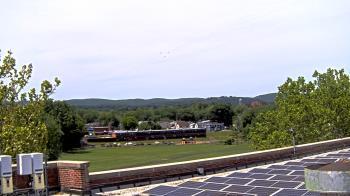 Weather camera view of Haverstraw Elementary School.