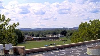 Weather camera view of Haverstraw Elementary School.