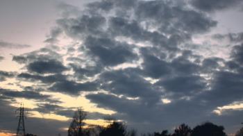 Weather camera view of Woodmere MS.