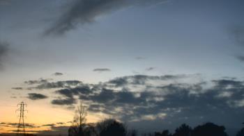 Weather camera view of Woodmere MS.