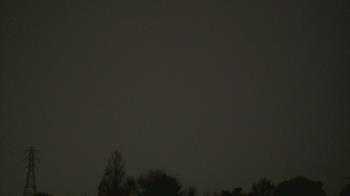 Weather camera view of Woodmere MS.