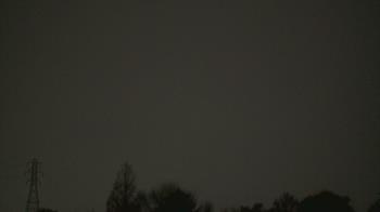 Weather camera view of Woodmere MS.