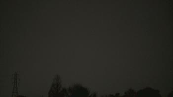 Weather camera view of Woodmere MS.