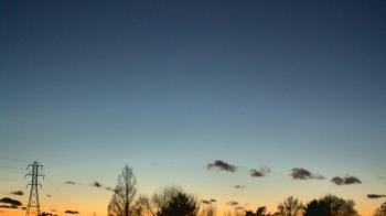 Weather camera view of Woodmere MS.