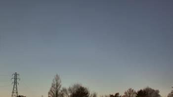 Weather camera view of Woodmere MS.