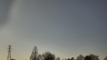 Weather camera view of Woodmere MS.