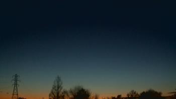 Weather camera view of Woodmere MS.