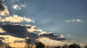 Weather camera view of Woodmere MS.