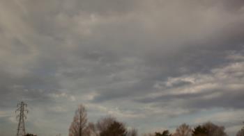 Weather camera view of Woodmere MS.