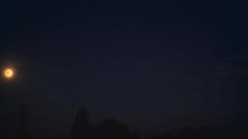 Weather camera view of Woodmere MS.