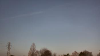 Weather camera view of Woodmere MS.