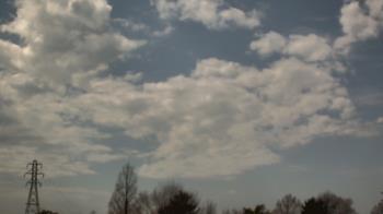 Weather camera view of Woodmere MS.