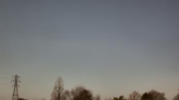 Weather camera view of Woodmere MS.