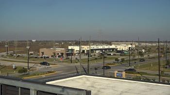 Weather camera view of Iowa Colony Police Department.