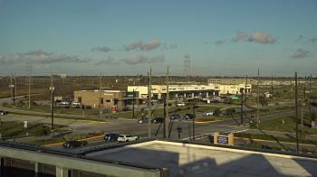Weather camera view of Iowa Colony Police Department.