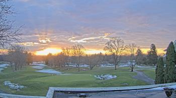 Weather camera view of Country Club of Indianapolis.
