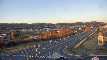 Weather camera view of Towne Acres ES.