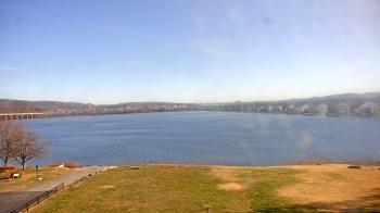 Weather camera view of John Wright Restaurant.