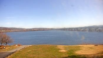 Weather camera view of John Wright Restaurant.