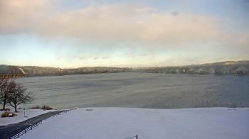 Weather camera view of John Wright Restaurant.