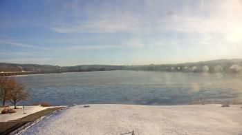 Weather camera view of John Wright Restaurant.