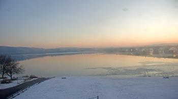 Weather camera view of John Wright Restaurant.