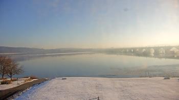 Weather camera view of John Wright Restaurant.