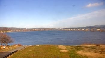 Weather camera view of John Wright Restaurant.