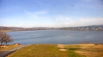 Weather camera view of John Wright Restaurant.