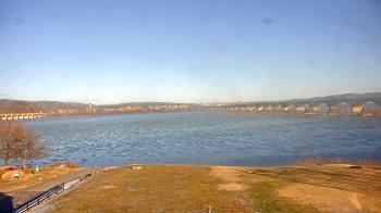 Weather camera view of John Wright Restaurant.