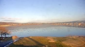 Weather camera view of John Wright Restaurant.