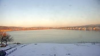 Weather camera view of John Wright Restaurant.