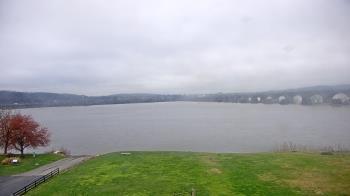 Weather camera view of John Wright Restaurant.