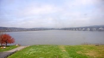 Weather camera view of John Wright Restaurant.