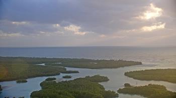 Weather camera view of Kalea Bay.