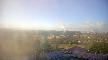 Weather camera view of Dobyns Bennett High School.