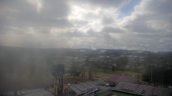 Weather camera view of Dobyns Bennett High School.