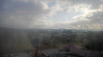 Weather camera view of Dobyns Bennett High School.