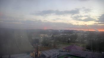 Weather camera view of Dobyns Bennett High School.