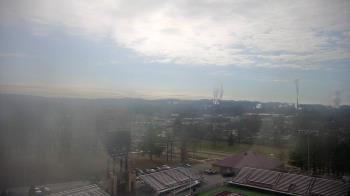 Weather camera view of Dobyns Bennett High School.