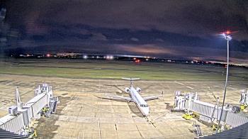 Weather camera view of Lake Charles Rgnl Arpt terminal bldg.