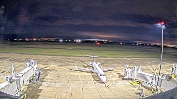 Weather camera view of Lake Charles Rgnl Arpt terminal bldg.