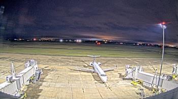 Weather camera view of Lake Charles Rgnl Arpt terminal bldg.