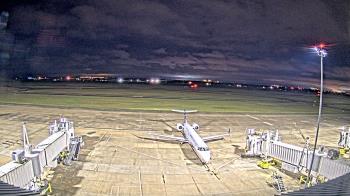 Weather camera view of Lake Charles Rgnl Arpt terminal bldg.