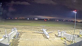 Weather camera view of Lake Charles Rgnl Arpt terminal bldg.